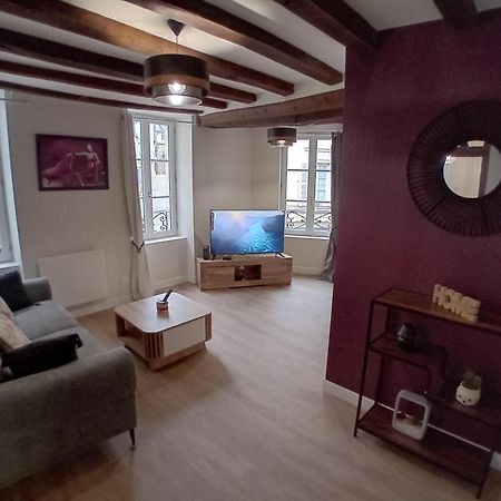 Le Vieux Laval Apartment Лавал Екстериор снимка