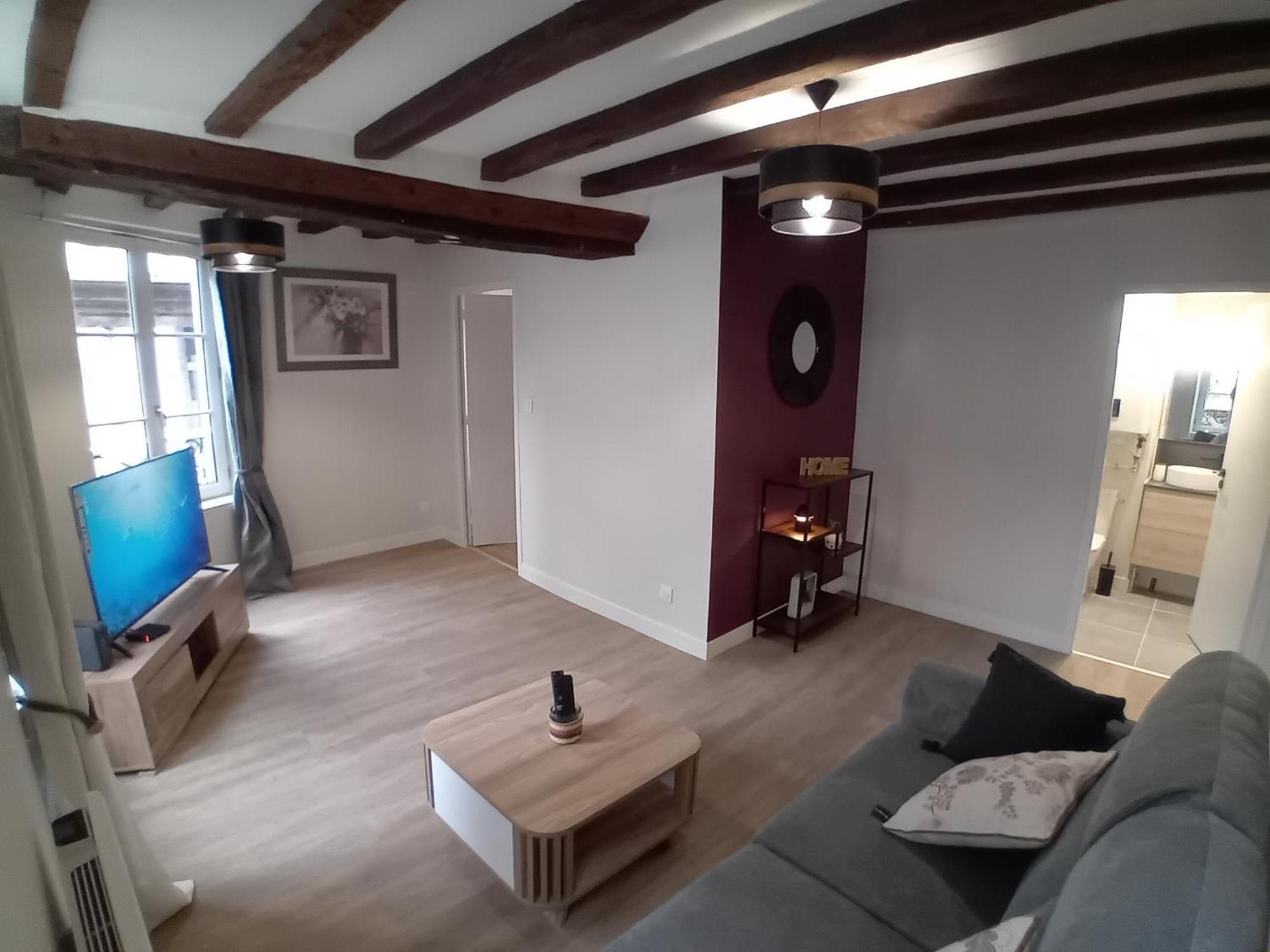 Le Vieux Laval Apartment Лавал Екстериор снимка